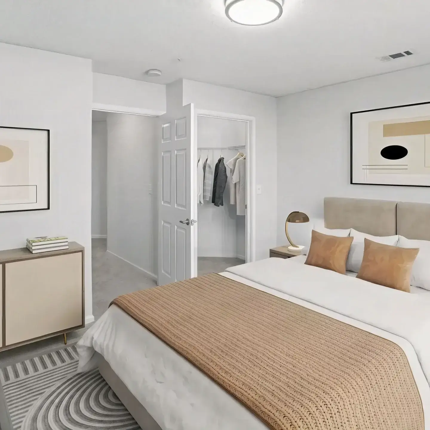 Crescent pointe apartments bedroom