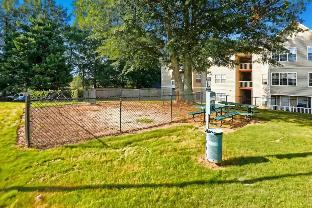 Crescent pointe seneca apartments for rent pet park 1